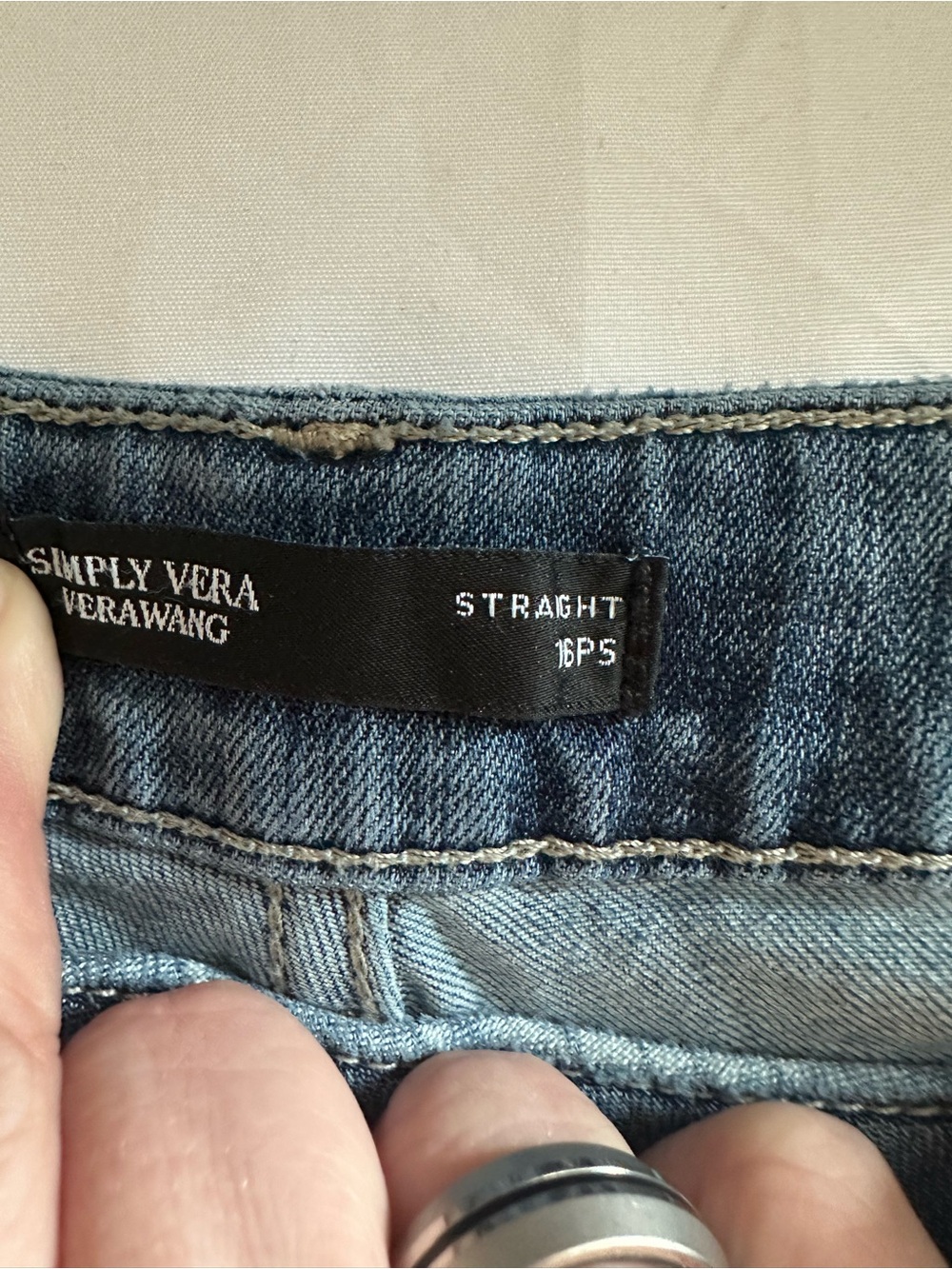 Simply Vera Vera Wang Straight Leg Blue Jeans Size 16PS Short Petite Distressed - Picture 4 of 10